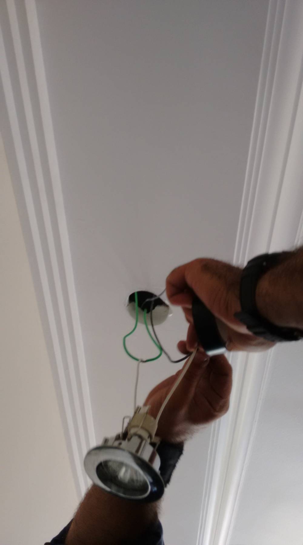 Pequenos Serviços de Instalação Elétrica Residencial na Vila Elisio - Eletricista no ABC Pequenos Serviços de Instalação Elétrica Residencial na Vila Elisio - Eletricista no ABC